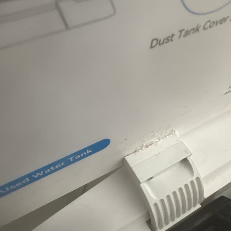 Dream L20 Robot Süpürge Sürekli Arıza Veriyor Ve Servis Yeni Hasarlar Oluşturdu, Tam İade Talebi