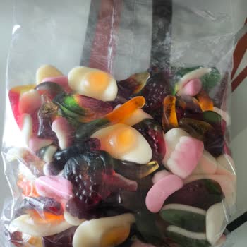 Bebeto Pick Mix Şeker Paketi Bozulmuş Ve Rengi Değişmiş