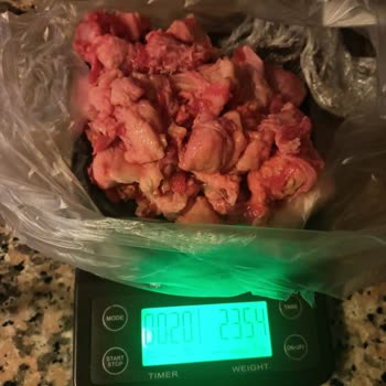 Migros’ta Satın Alınan Dana Etinin Aşırı Yağlı ve Sinirli Olması ve Çözüm Eksikliği