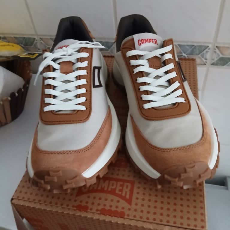 Teslimat Gecikmesi Ve Yanlış Ürün Gönderimi Mağduriyet Yaratıyor