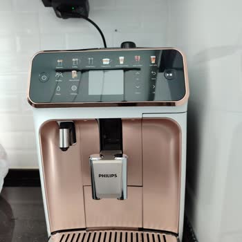 Hepsiburada'da Etiket Eksikliği Ve Yağ Olmaması Kullanılmış Ürün Şüphesi