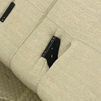 Ağır Hasarlı Köşe Takımı Ve Geciken İade, Showroomda Polis Tehdidi