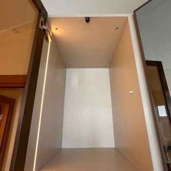 Engince'den Çatlak Ve Eksik Dolap Parçaları İçin Cevapsız Müşteri Hizmetleri