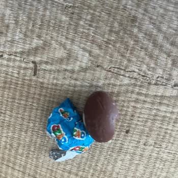 Şok Market Ozmo Mini Eggs Ürününde Kötü Tat Ve Eksik Parça Şikayeti