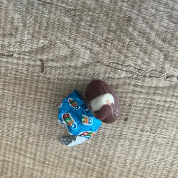 Şok Market Ozmo Mini Eggs Ürününde Kötü Tat Ve Eksik Parça Şikayeti