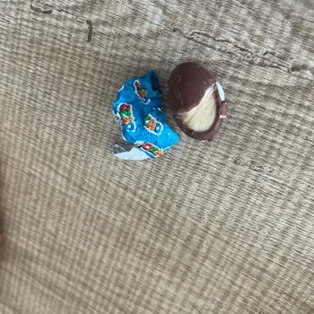 Şok Market Ozmo Mini Eggs Ürününde Kötü Tat Ve Eksik Parça Şikayeti