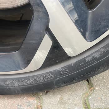 Citroen C5 Aircross Servisinde Triger Kayışı Değişimi Sonrası Çamur Ve Jant Çizikleri