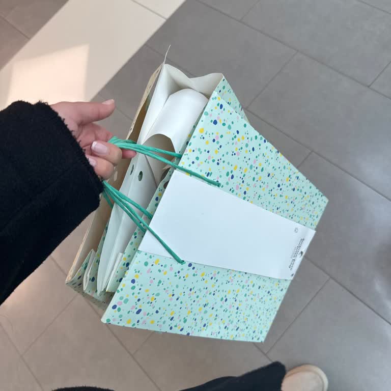 Flying Tiger'da Aynı Ürün Çıkan Sürpriz Kutulara İade Reddi