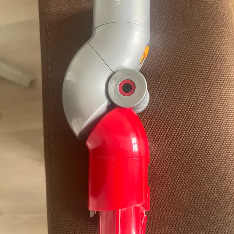 Dyson'un 1 Haftalık Mevzuat Değişikliği Nedeniyle Ücretsiz Parça Değişimi Reddetmesi