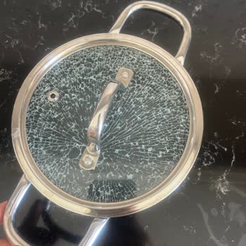 Schafer Tava Kapak Camı Kullanılmadan Çatladı, Garanti Kapsamında Değişim Talebi