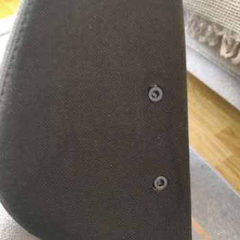 Hawk Gaming Chair’de Sol Taraftaki Vida Eksikliği Nedeniyle Ürün Değişimi Talebi