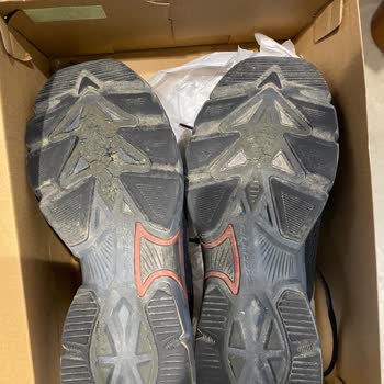 Skechers Ayakkabısının Taban Çürümesi Kullanıcı Hatası Olarak Reddedildi