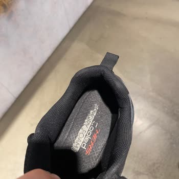 Skechers Ayakkabısının Tabanındaki Çürüme Ve Boyner’in Yetersiz İade Teklifi