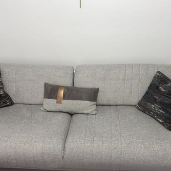 Bellona Koltuk Takımında Ayıplı Sırt Bölümü Ve Değişim Talebi