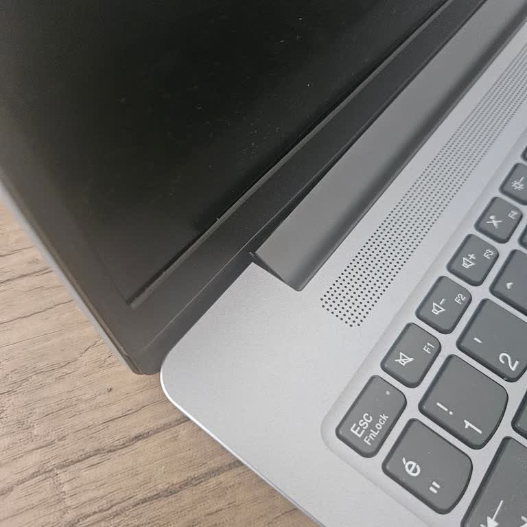 Menteşe Kırılması Kullanıcı Hatası Olarak Sınıflandırıldı, Ücretli Tamir Teklifi