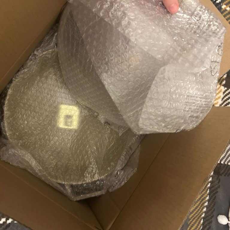 Alınan Tencere Yanlış Kutu Ve Garanti Belgesi Yok, Şirket İletişimsiz