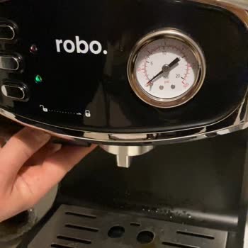 Arızalı Espresso Makinesi İçin Değişim Ve Tamir Yok, Trendyol Ve Satıcı Sorumluluk Almıyor