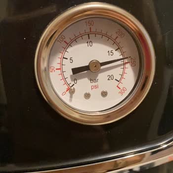 Arızalı Espresso Makinesi İçin Değişim Ve Tamir Yok, Trendyol Ve Satıcı Sorumluluk Almıyor