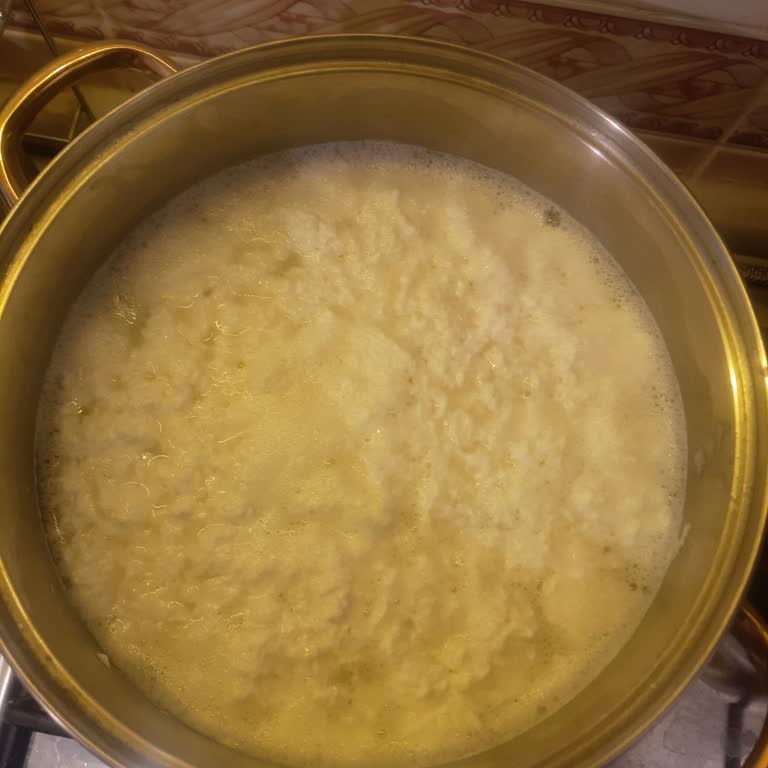 Bozuk Süt İçin İade Talebi Reddedildi