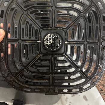 Luxell Airfry Hazne Vidalarının Kendi Kendine Çıkması Ve Yedek Parça Bulamama