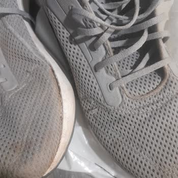 Ninova AVM FLO Mağazasında Adidas Ayakkabısının Kısa Sürede Kenar Açılması Ve İade Talebi