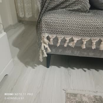 Yanlış Ayaklı Koltuk Teslimatı Ve Gecikmeli İlgisizlik Şikayeti