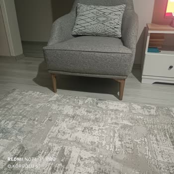 Yanlış Ayaklı Koltuk Teslimatı Ve Gecikmeli İlgisizlik Şikayeti