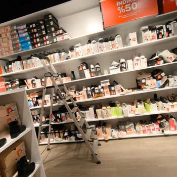 Etiketli İndirimli Ürünün Satışı Deichmann’da Reddedildi