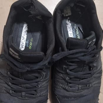 Elazığ FLO Mağazasında Sneckers Ayakkabının Hızlı Yırtılması Ve İade İsteği