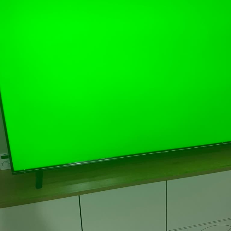 YouTube’da Renk Patlamaları Yaşayan Vestel 65 İnç TV İçin Ürün Değişimi Talebi