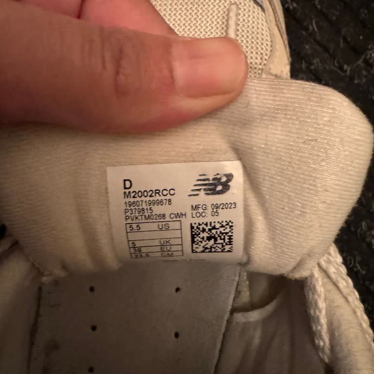 New Balance M2002RCC Modelinde Domuz Derisi Kullanımı Açıklaması Talebi