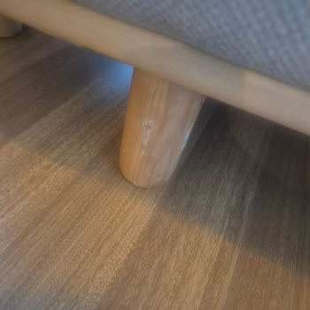 Sözleşmeli Alınan Koltuk Takımının Çökmesi, Onarım Sonrası Kötü Durumu Ve Müşteri Hizmetlerindeki İletişim Sorunları