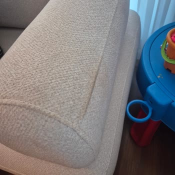 Sözleşmeli Alınan Koltuk Takımının Çökmesi, Onarım Sonrası Kötü Durumu Ve Müşteri Hizmetlerindeki İletişim Sorunları