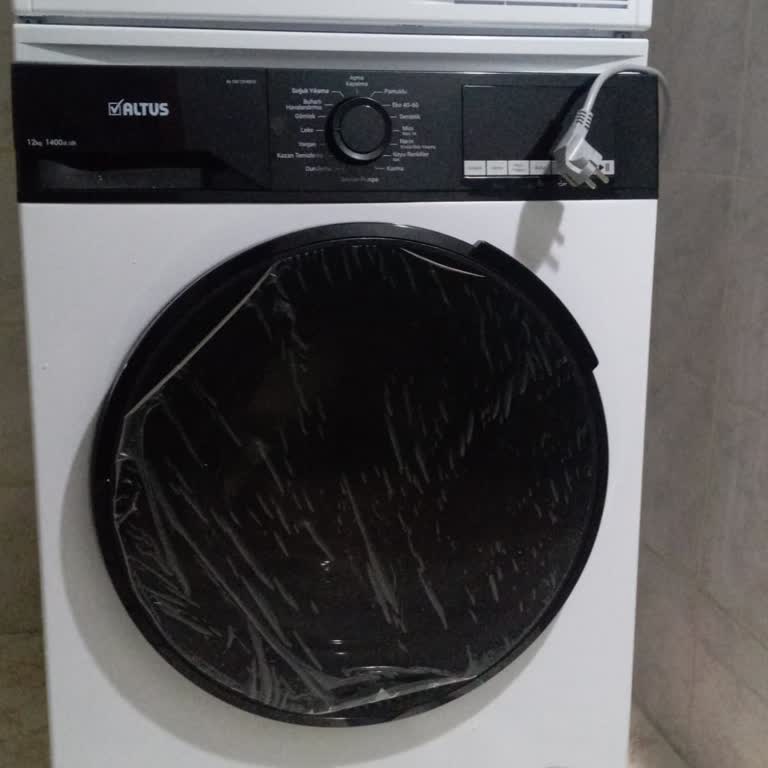 Yeni Çamaşır Makinesinin Arızalı Çıkması Ve Bayram Öncesi Acil Değişim Talebi