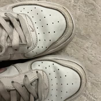 Satışta Verilen Telefonla Garanti Sözü Çelişiyor: Ayıplı Nike Air Max Ayakkabı Değişim Talebi