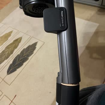 Philips XC7057 Şarjlı Dikey Süpürge Boru Muhafazası Kırıldı Garanti Talebi