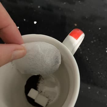 Lipton Yellow Label Çay Poşetlerinde Yırtık Sorunu