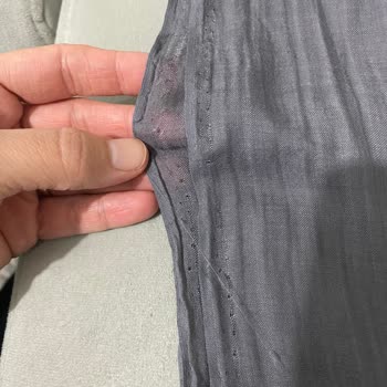 Aya Serisi Şallarda Tekrarlayan Dikiş Hataları Ve İplik Çekmesi