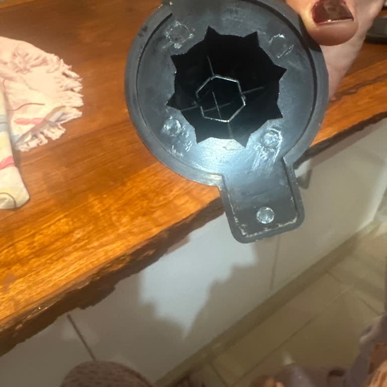 Sinbo SJ 3145 Narenciye Sıkacağı İçin Orijinal Sıkma Başlığı Temin Edilemiyor