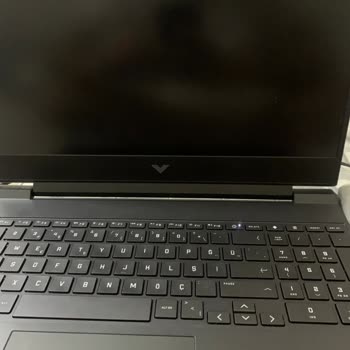 Garanti Başlamayan Ve Tekrarlayan Arızalar Nedeniyle Bilgisayarımın Değişimini İstiyorum