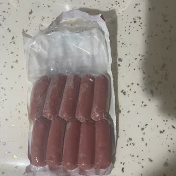 Pınar Dana Sosisinde Çivi Çıktı Diş Dolgularım Kırıldı Ve 8.000 TL Tedavi Masrafı