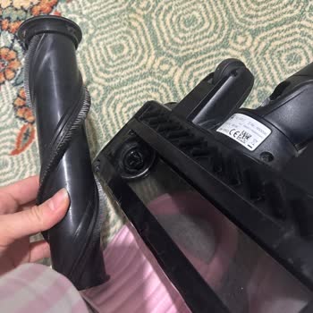 Bosch Unlimited 9 Dikey Süpürge Başlık Kısmı Dönmüyor Değişim Talebi