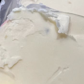 İtimat Markasından Tereyağında Küf Görülmesi Ve Sağlık Endişesi