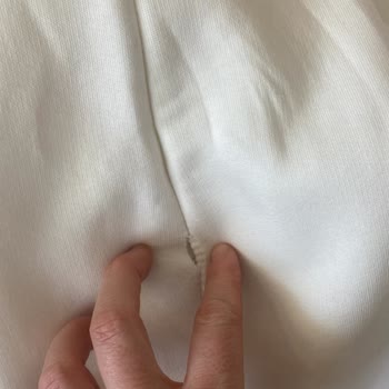 İndirimli Ürünlerde Defolu Pantolon İçin Değişim Ve İade Reddi