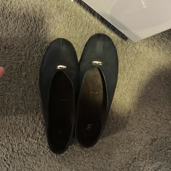 Zara Babet Ayakkabısında Kısa Sürede Açılma Ve 90 Kilometrelik Mağaza Ziyareti Talebi