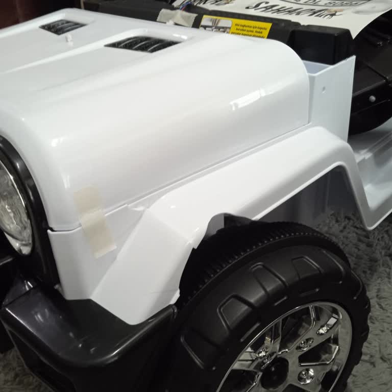 Kırık Akülü Arabada Değişim Talebi Cevapsız, Kargo Reddedildi