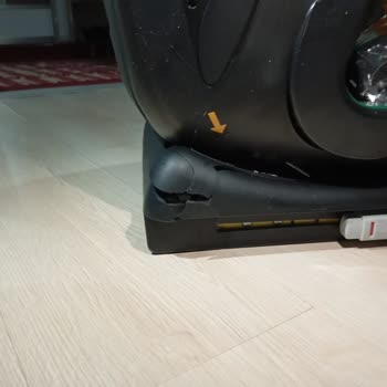 24 Gün Bekleme Ve Kırık Araç Koltuğu İçin Hızlı Çözüm Talebi