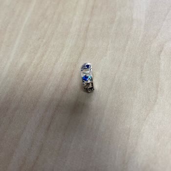 Klipsli Charmların Kendi Kendine Açılması Ve Mağazadan Çözüm Talebi