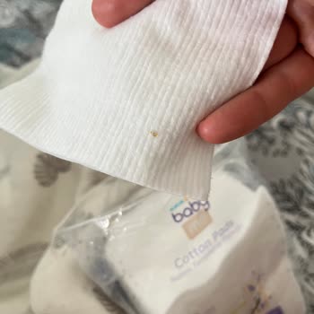 Bebek Göz Temizleme Pamuğunda Kıymık Ve Parçacık Sorunu