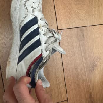 Gaziantep Forum In Street Mağazası'ndan Alınan Adidas Ayakkabının Topuk Yırtılması Ve İade Reddi